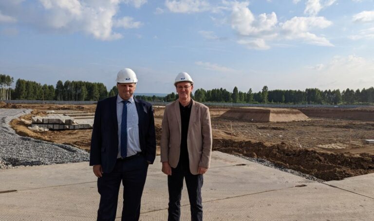 Сибирский кольцевой источник фотонов