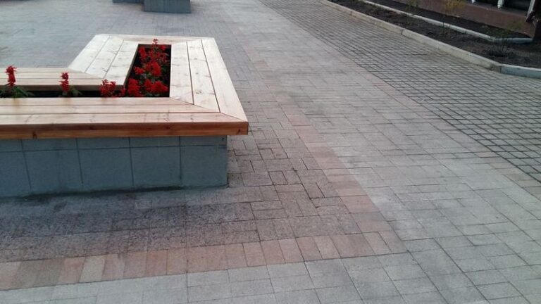 Сквер около Одигитриевского собора