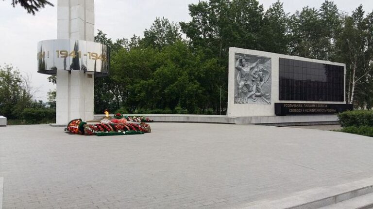 Мемориальный комплекс г. Усолье-Сибирское