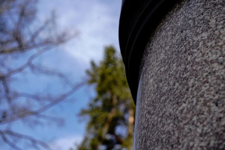 Памятник Ярополову Н.И.