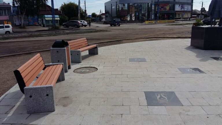 Сквер ФАРМАСИНТЕЗ