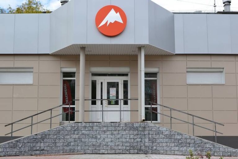 Спортивный магазин «Эверест»